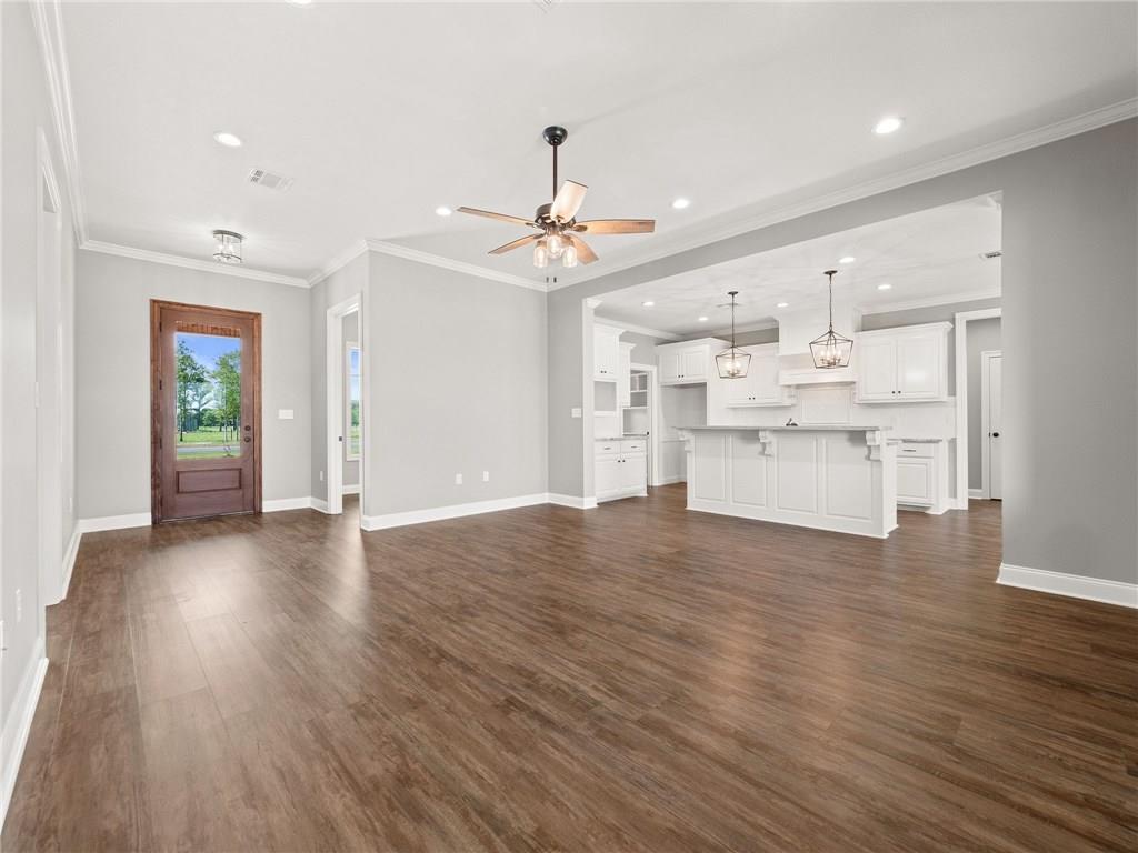 142 Miller Road Dequincy, LA 70633 - Photo 4 of 28 Gallery Image 4