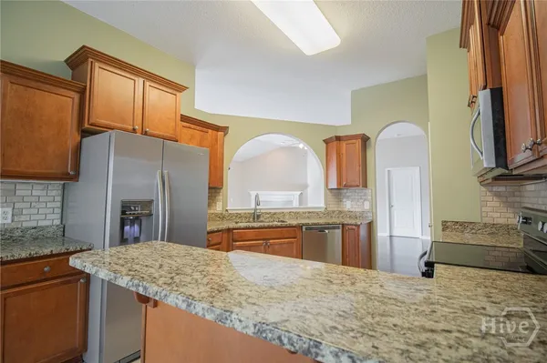 $2,250 | 152 Fire Thorn Lane, Pooler, GA 31322