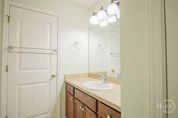 $2,250 | 152 Fire Thorn Lane, Pooler, GA 31322