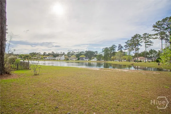 $2,250 | 152 Fire Thorn Lane, Pooler, GA 31322