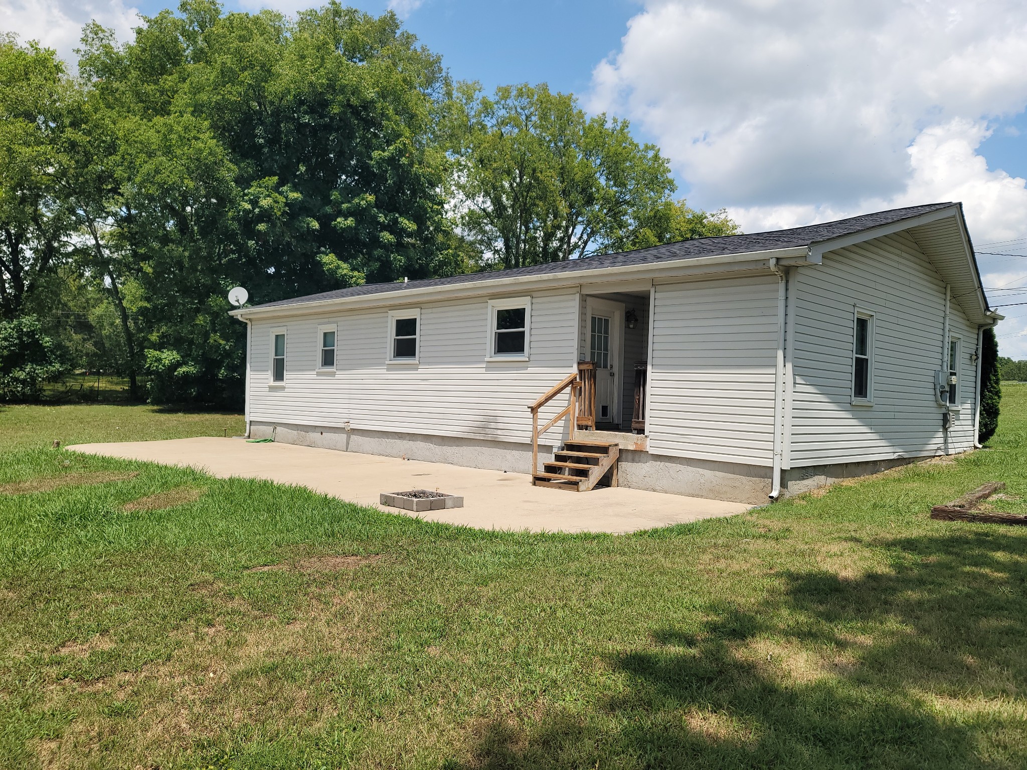 240 Logue Road Mount Juliet, TN 37122 - Photo 5 of 17 Gallery Image 5