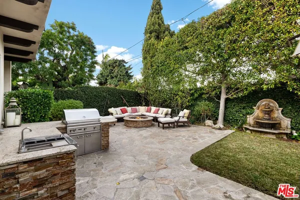 $4,395,000 | 3522 South Barrington Avenue, Los Angeles, CA 90066