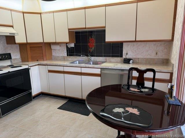 80 Southwest Blackburn Terrace, Unit 3 Stuart, FL 34997 - Photo 9 of 57