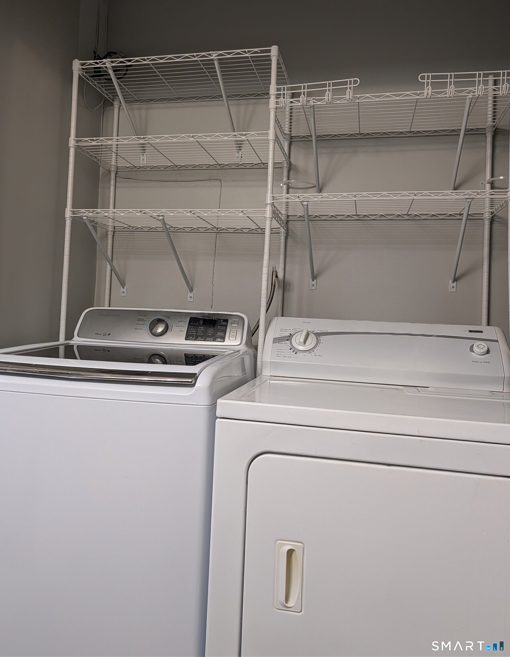 975 Meriden Road, Unit 36 Waterbury, CT 06705 - Photo 21 of 28 laundry area