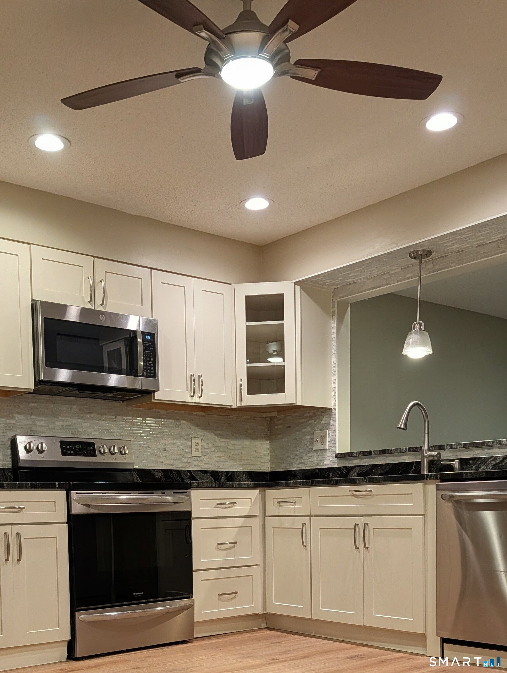 975 Meriden Road, Unit 36 Waterbury, CT 06705 - Photo 7 of 28