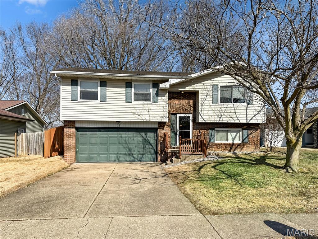 12 Champlain Drive Springfield, IL 62707 - Photo 1 of 21