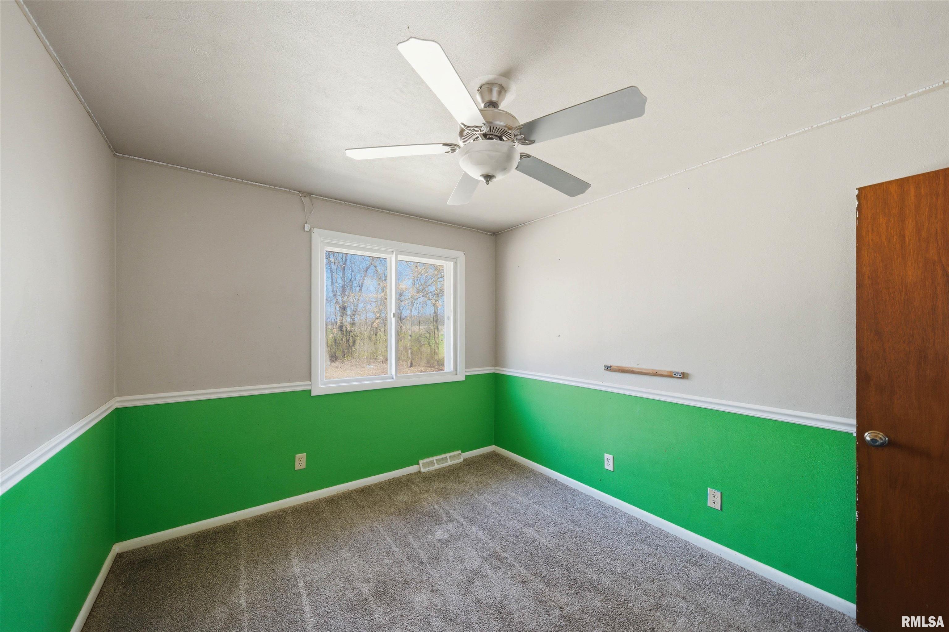 6314 North Mcclellan Road Elmwood, IL 61529 - Photo 22 of 40