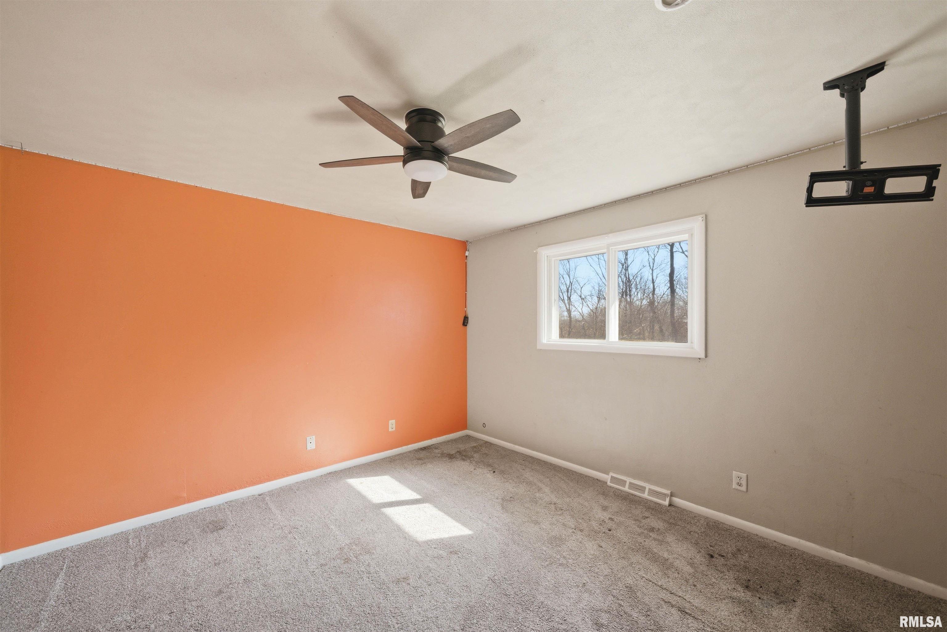 6314 North Mcclellan Road Elmwood, IL 61529 - Photo 25 of 40