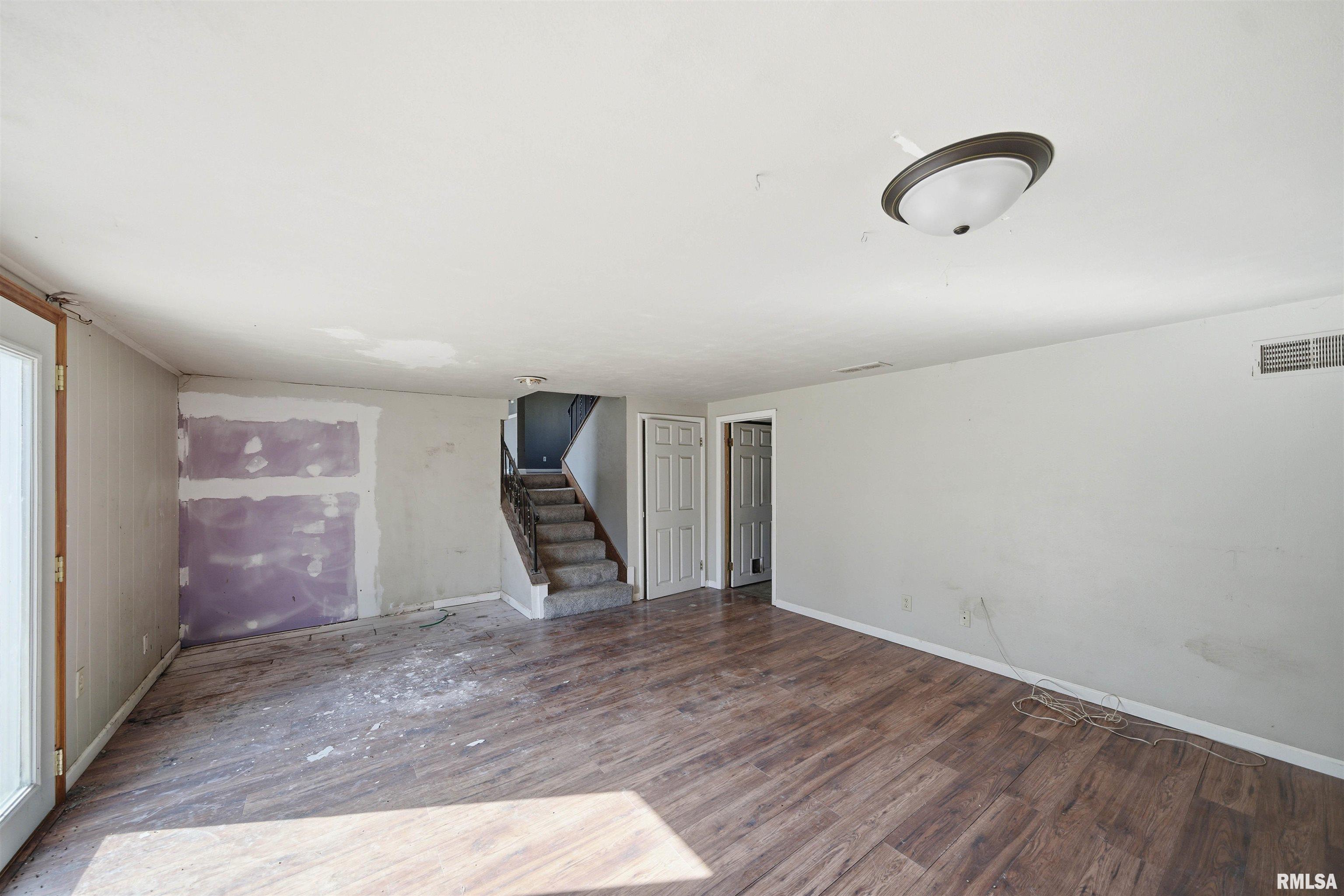 6314 North Mcclellan Road Elmwood, IL 61529 - Photo 35 of 40