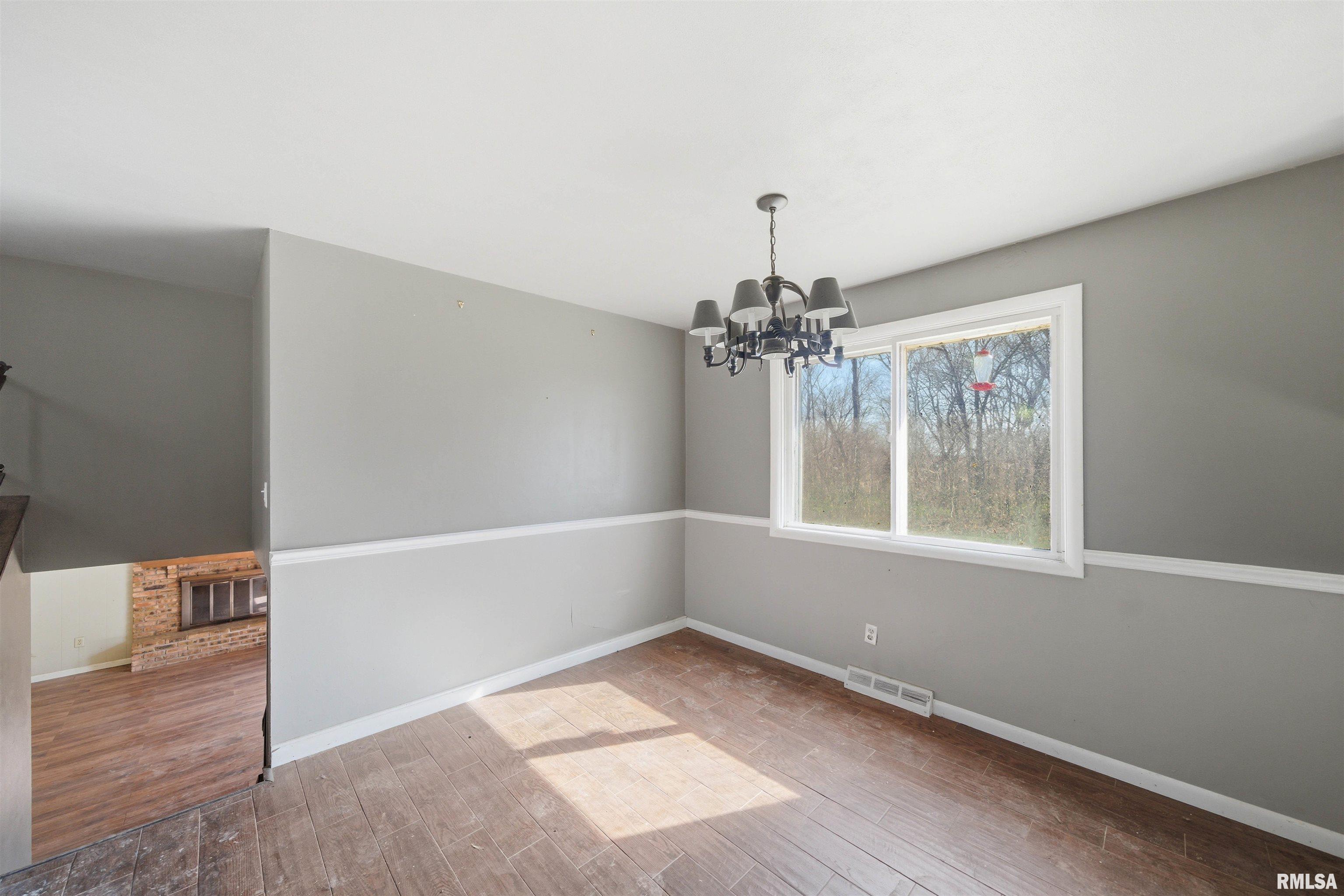 6314 North Mcclellan Road Elmwood, IL 61529 - Photo 9 of 40