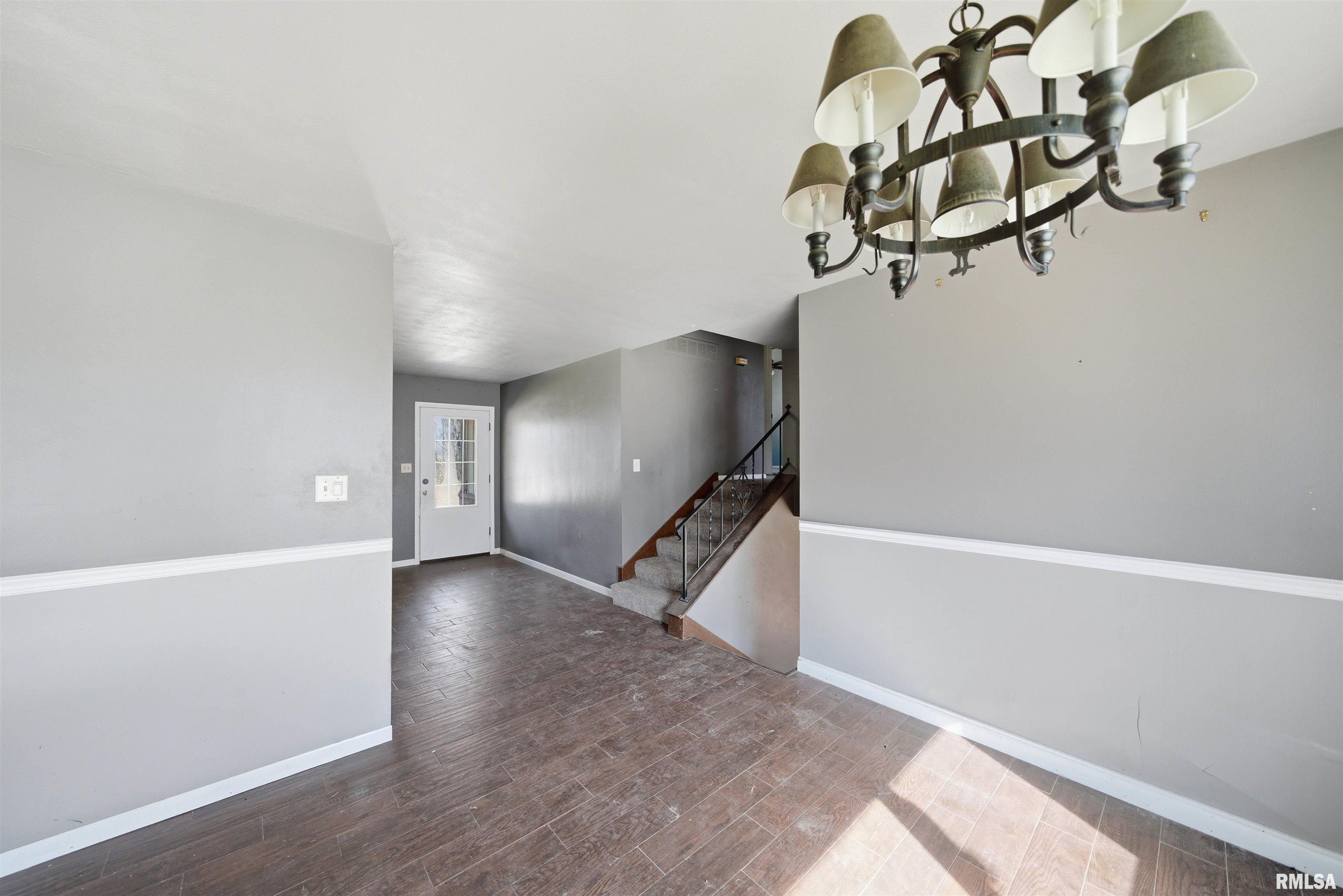 6314 North Mcclellan Road Elmwood, IL 61529 - Photo 10 of 40