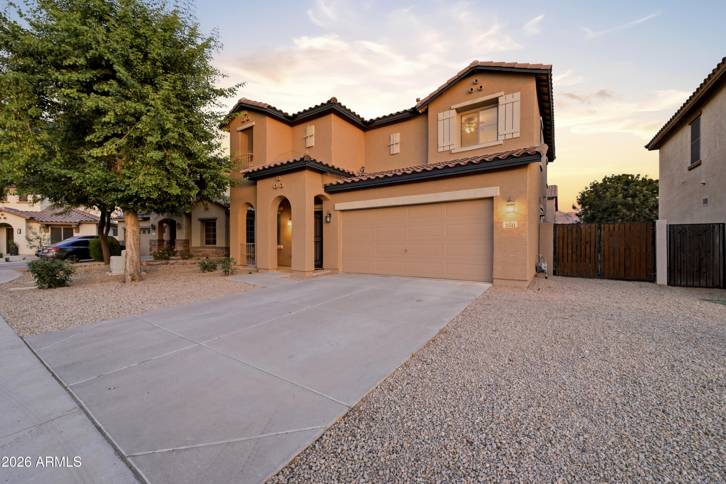 2511 West Beverly Rd. Phoenix, AZ 85041 - Photo 3 of 42