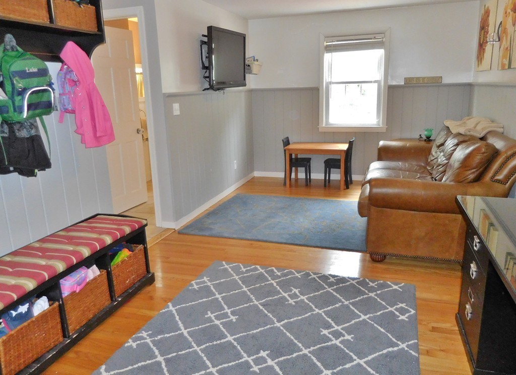183 Falmouth Road West Springfield, MA 01089 - Photo 12 of 21 Gallery Image 12