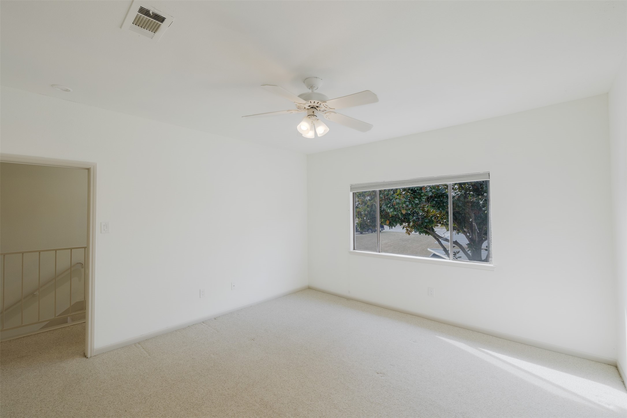 135 April Point Drive South Conroe, TX 77356 - Photo 34 of 45