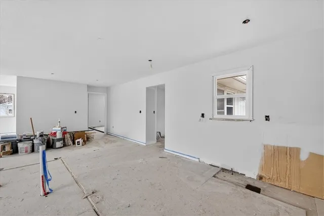 $375,000 | 1220 North Leeview Circle, Olathe, KS 66061