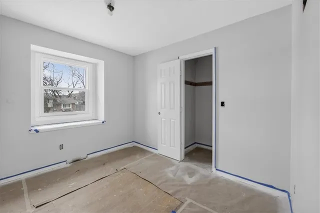 $375,000 | 1220 North Leeview Circle, Olathe, KS 66061