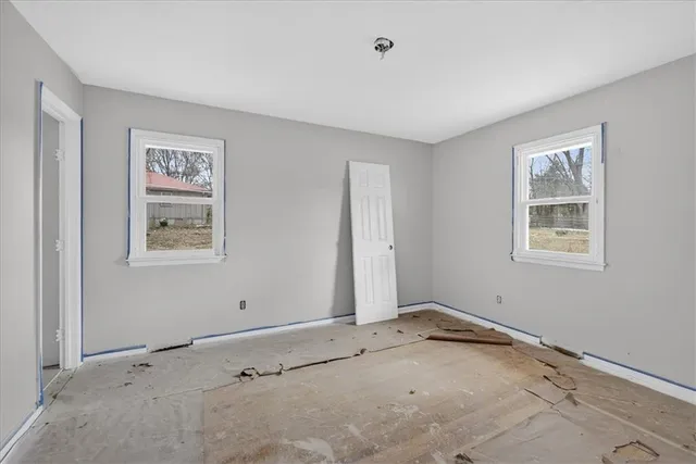 $375,000 | 1220 North Leeview Circle, Olathe, KS 66061