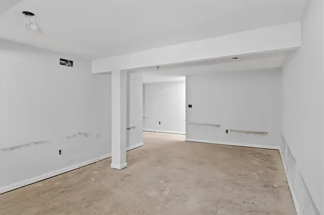 $375,000 | 1220 North Leeview Circle, Olathe, KS 66061