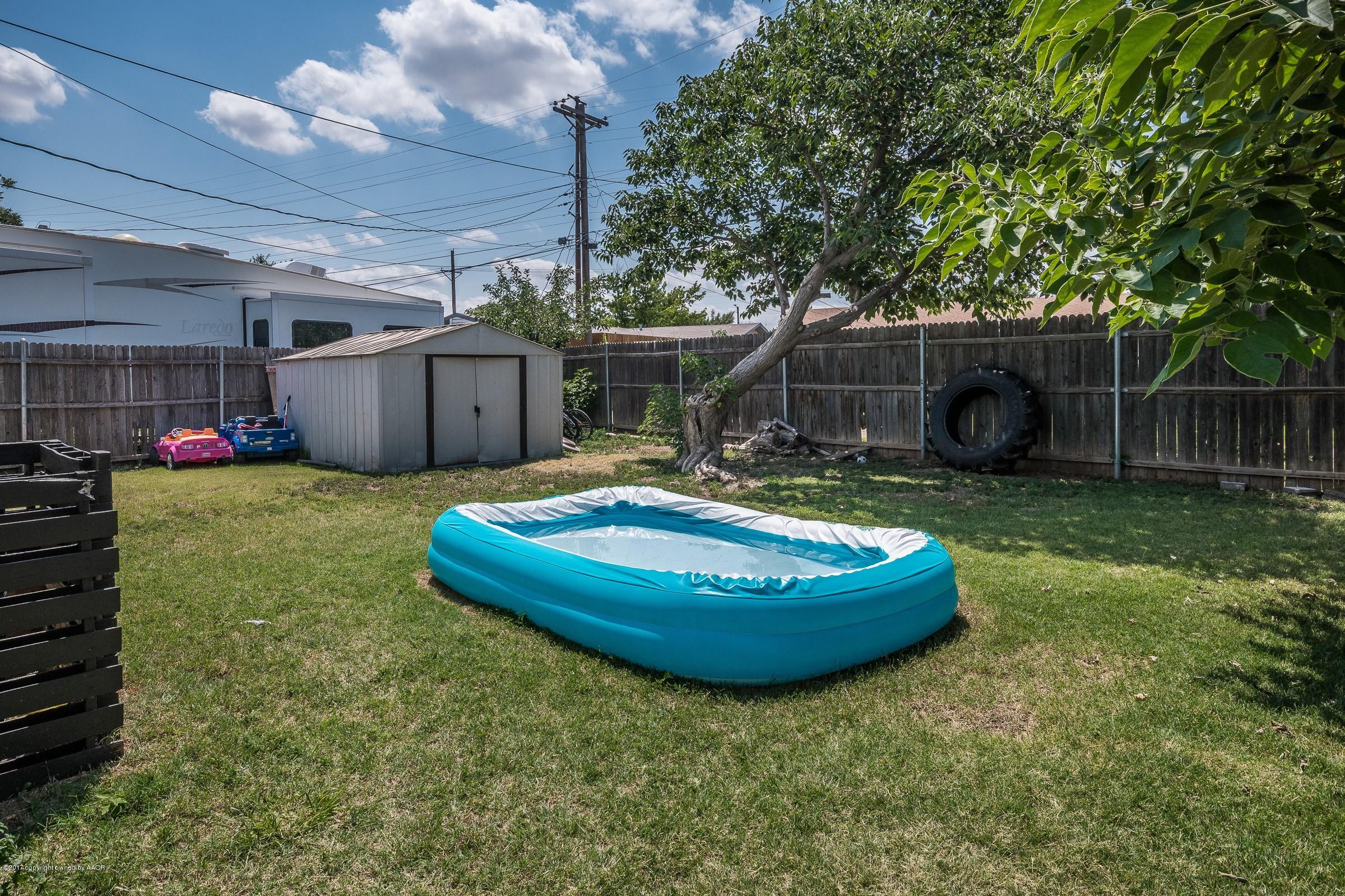 4704 South Bryan Street Amarillo, TX 79110 - Photo 18 of 20 018_Back Yard_-2