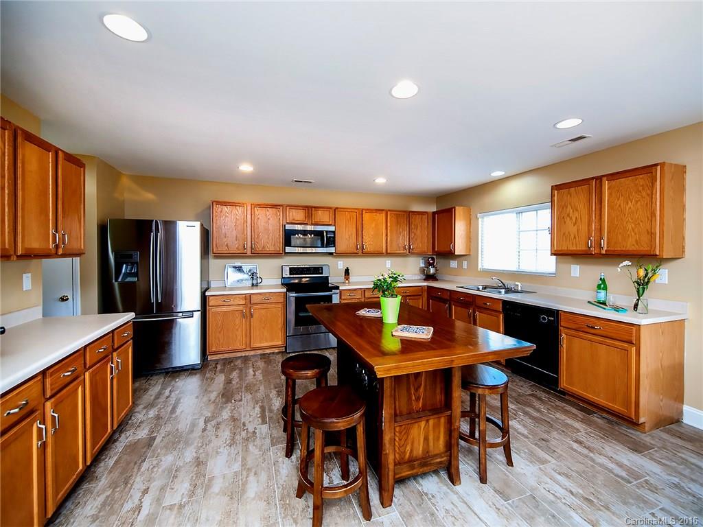 4306 Red Hook Road, Unit 303 Monroe, NC 28110 - Photo 7 of 24 Gallery Image 7