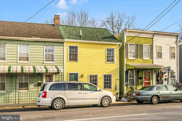 $300,000 | 422 North Bentz Street, Frederick, MD 21701