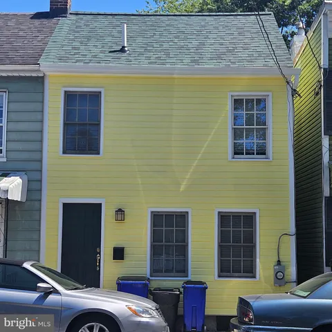 $300,000 | 422 North Bentz Street, Frederick, MD 21701
