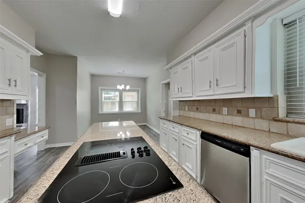 $2,650 | 8015 Democracy Court, Spring, TX 77379