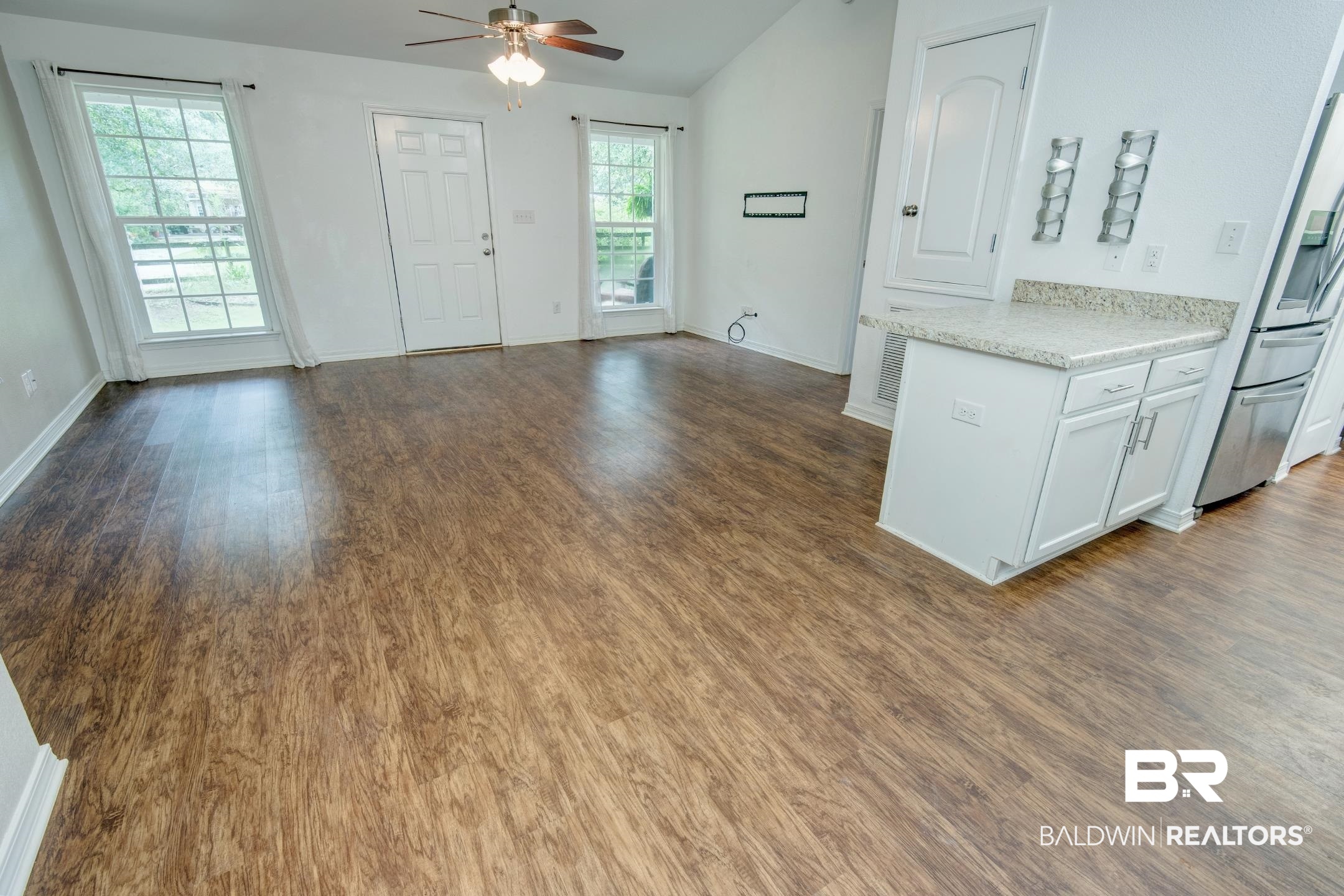 6304 Henshaw Road Fairhope, AL 36532 - Photo 10 of 35