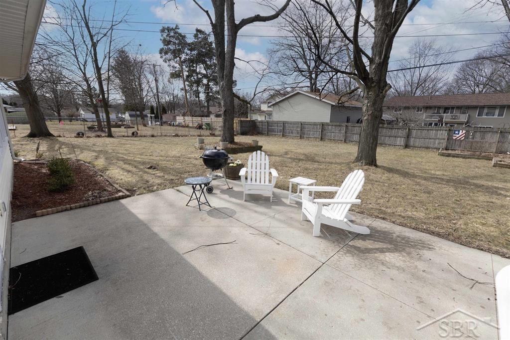 3801 McKeith Road Midland, MI 48642 - Photo 35 of 38 50169141-db5d19b5-2d22-4651-8705-c371e214f1f5.JPG