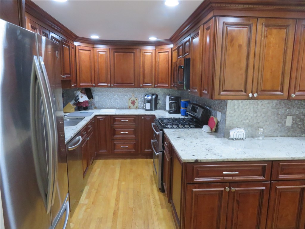 5390 Post Road, Unit 5 East Greenwich, RI 02818 - Photo 8 of 17