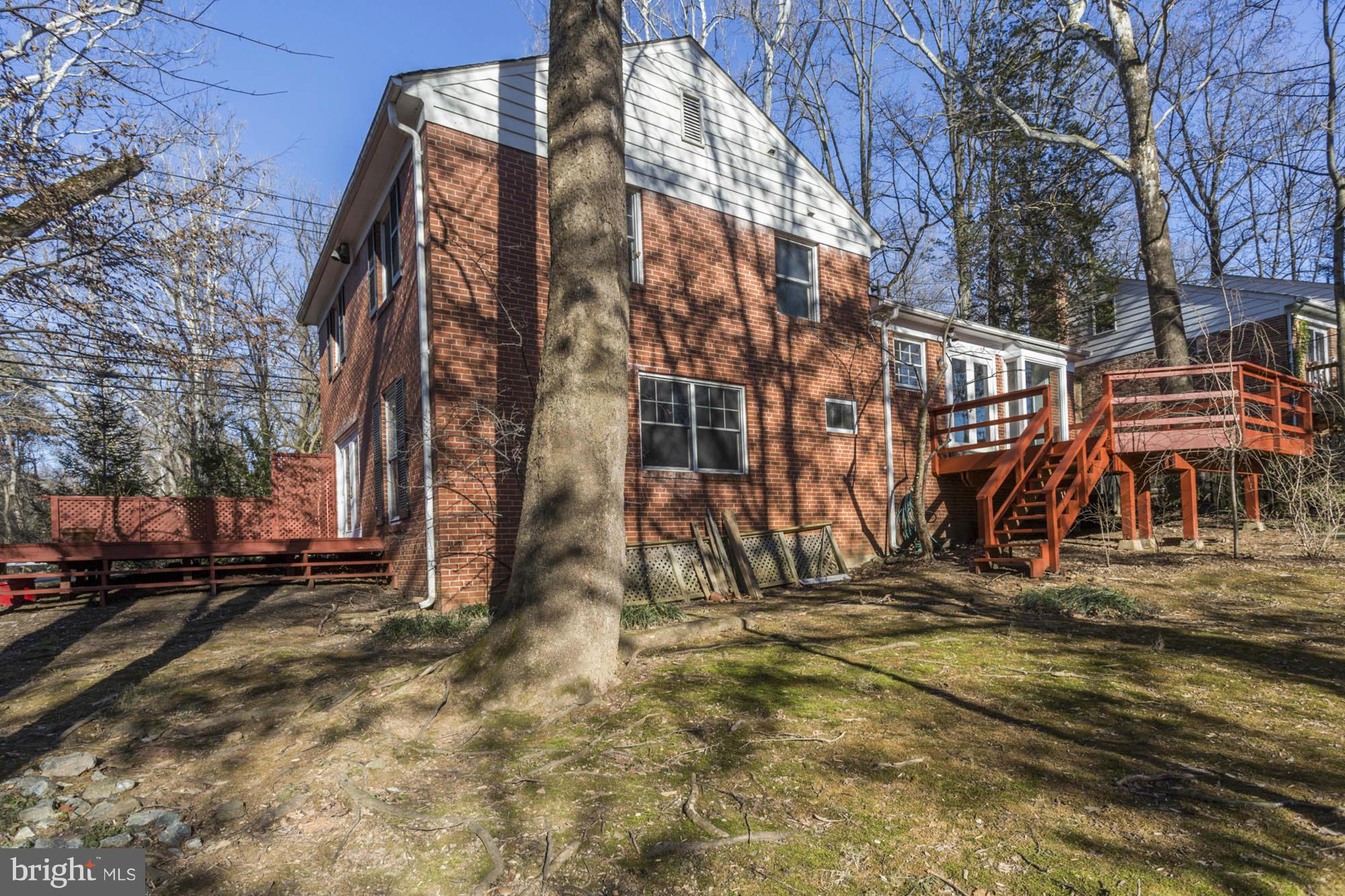 6308 Greentree Road Bethesda, MD 20817 - Photo 18 of 18 Back and Side Yards