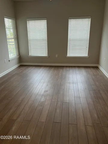 $2,092 | 1521 Camellia Boulevard, Unit 2204, Lafayette, LA 70508