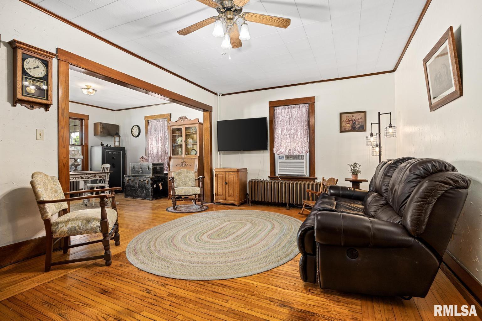 101 South Hanover Street Metamora, IL 61548 - Photo 15 of 54