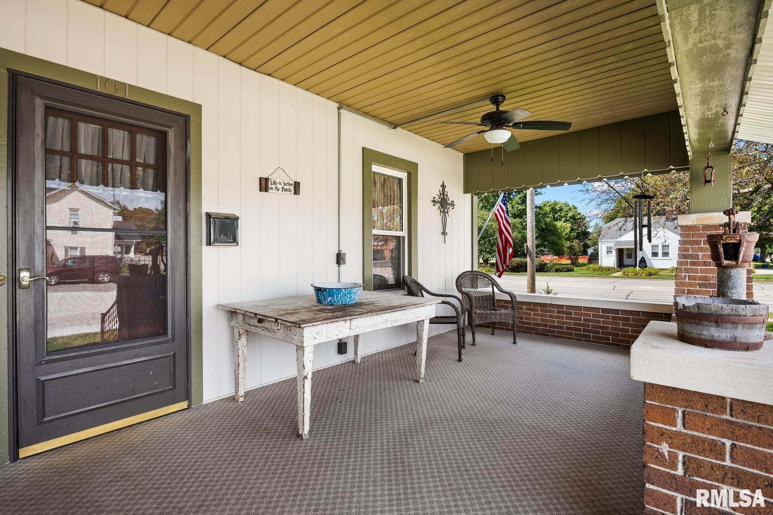 101 South Hanover Street Metamora, IL 61548 - Photo 7 of 54