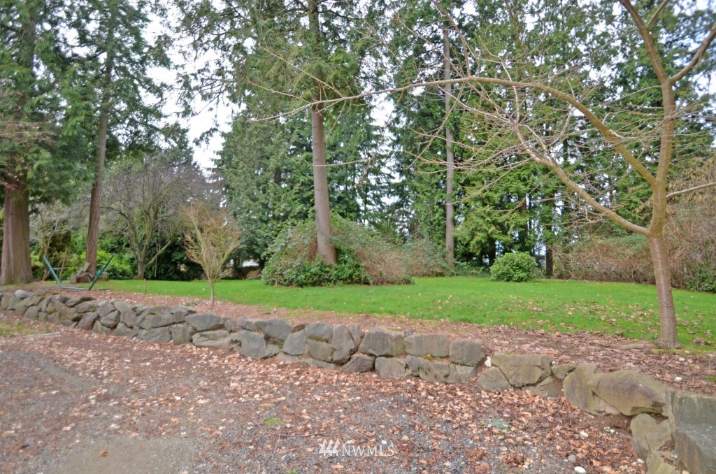 20732 39th Avenue Southeast Bothell, WA 98021 - Photo 14 of 15