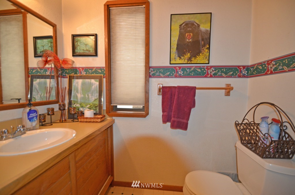 20732 39th Avenue Southeast Bothell, WA 98021 - Photo 7 of 15