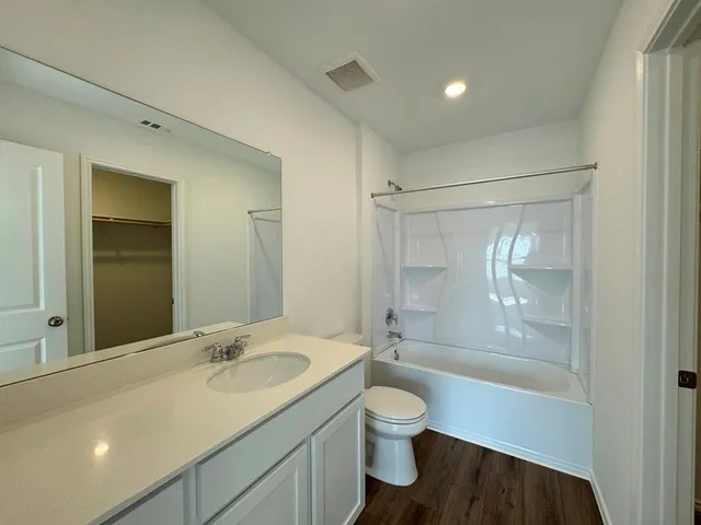 $1,550 | 184 Chapel Beck Drive, Kyle, TX 78640