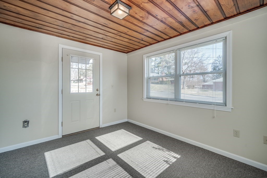 137 Lawrence Road Chicopee, MA 01013 - Photo 18 of 38 an empty room with windows