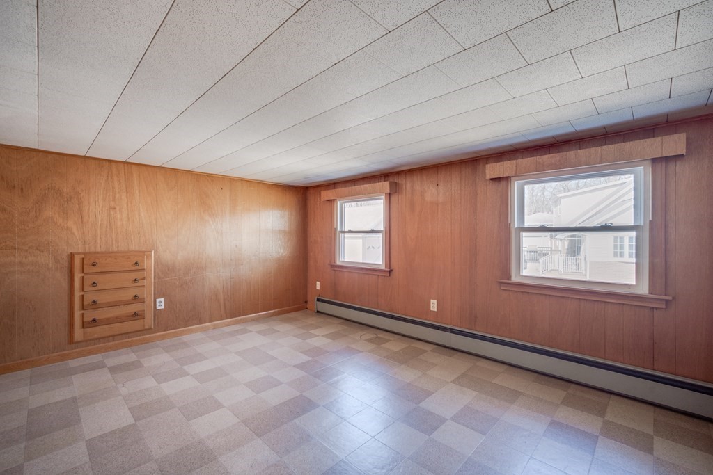 137 Lawrence Road Chicopee, MA 01013 - Photo 31 of 38 an empty room with windows