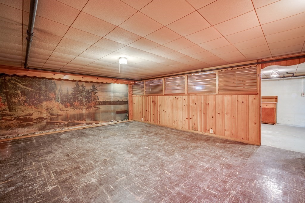 137 Lawrence Road Chicopee, MA 01013 - Photo 33 of 38 a view of an empty room