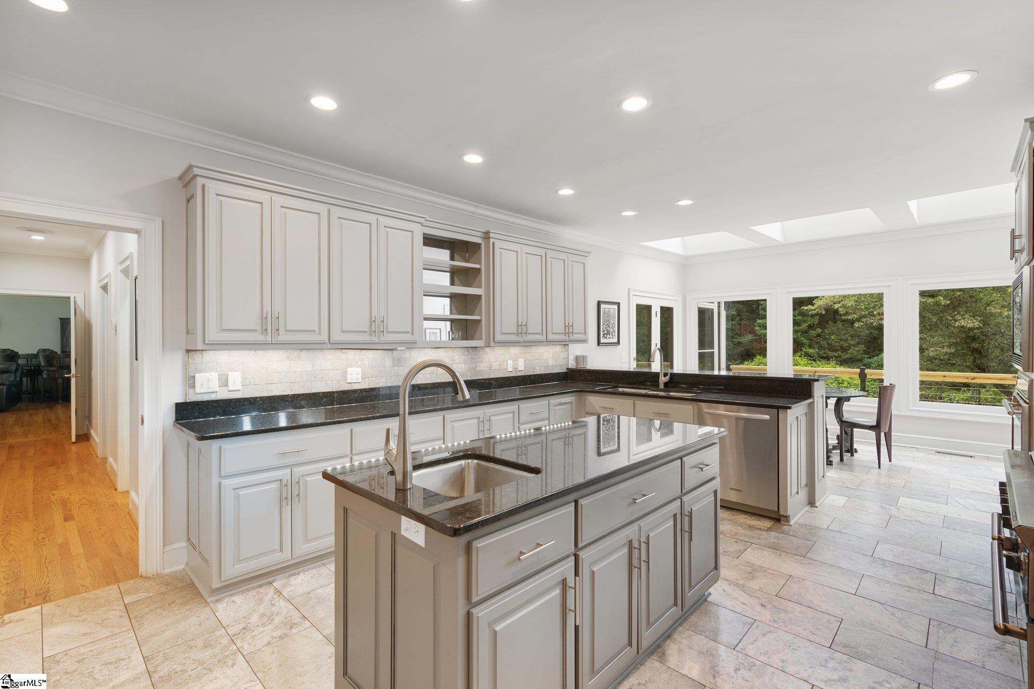 131 Haddon Lane Greer, SC 29651 - Photo 9 of 36