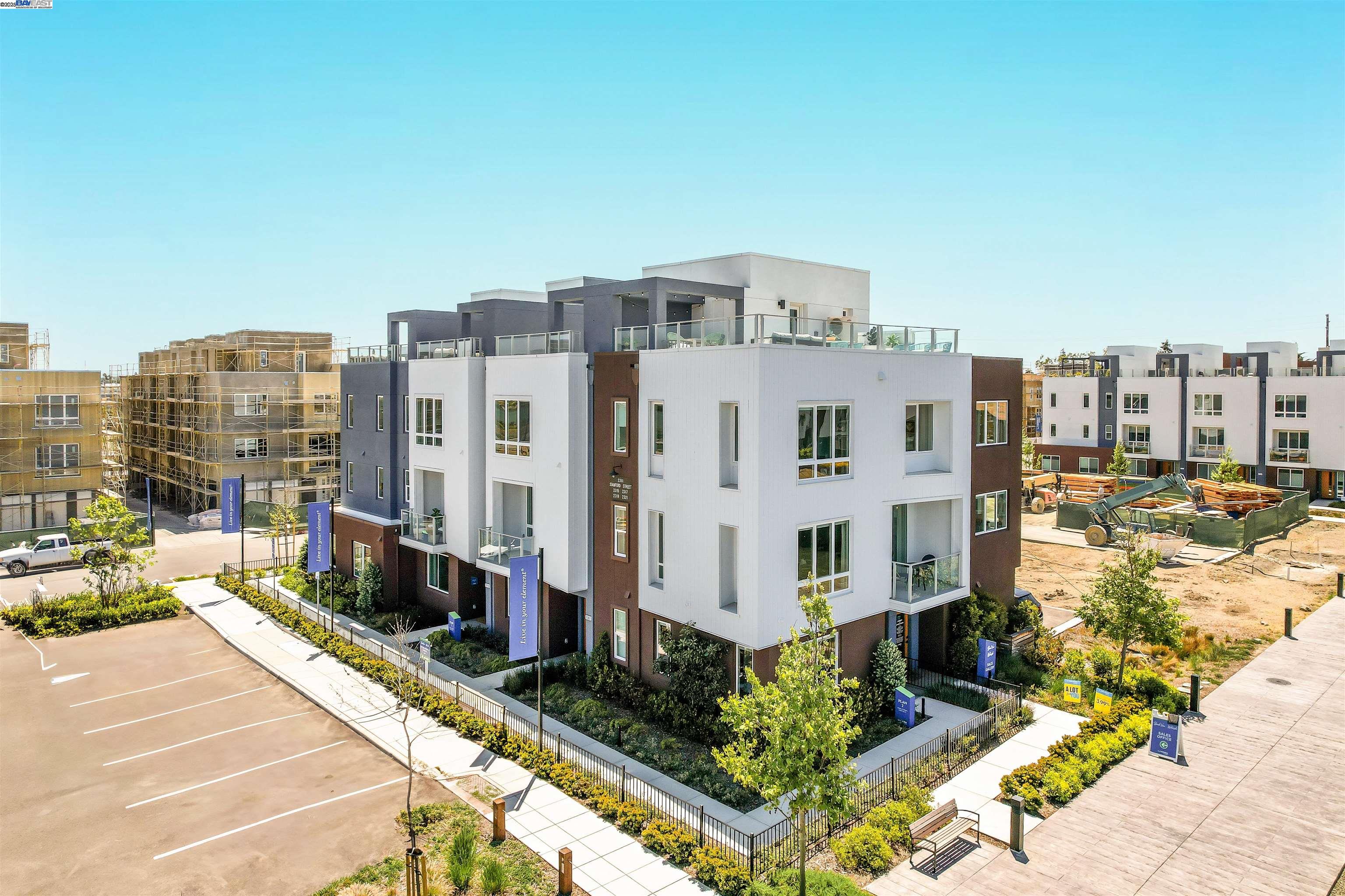 2256 Stanford Street Alameda, CA 94501 - Photo 51 of 60 Model home building shown. Actual finishes/features/location vary from those in photos.