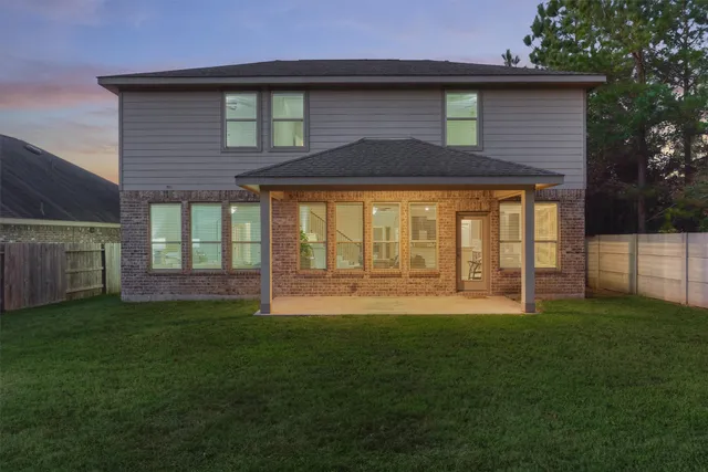 $2,750 | 2437 Branshill Drive, Conroe, TX 77304