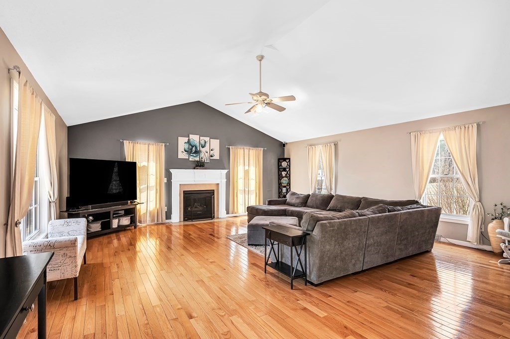 149 Root Road Westfield, MA 01085 - Photo 5 of 30 Gallery Image 5