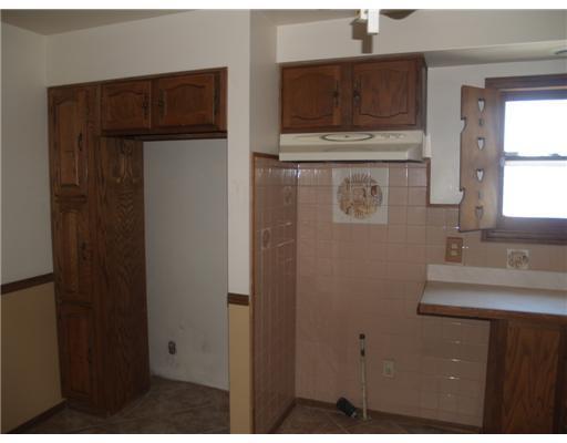 1629 East Pleasant Street Springfield, OH 45505 - Photo 3 of 8