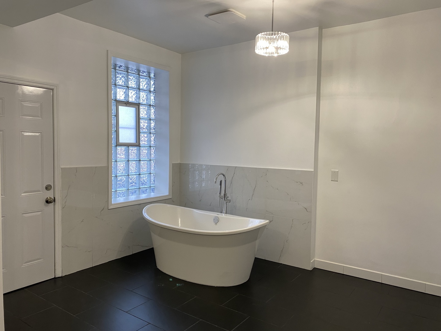 4813 South Prairie Avenue Chicago, IL 60615 - Photo 21 of 27