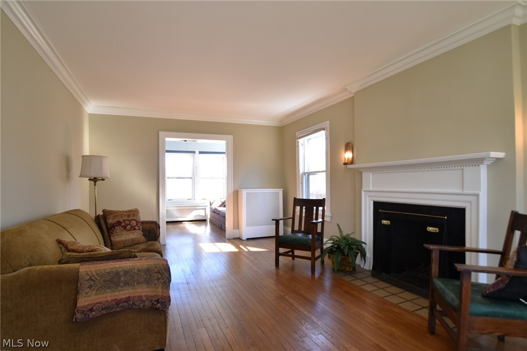 3271 Warrington Road Cleveland, OH 44120 - Photo 6 of 36