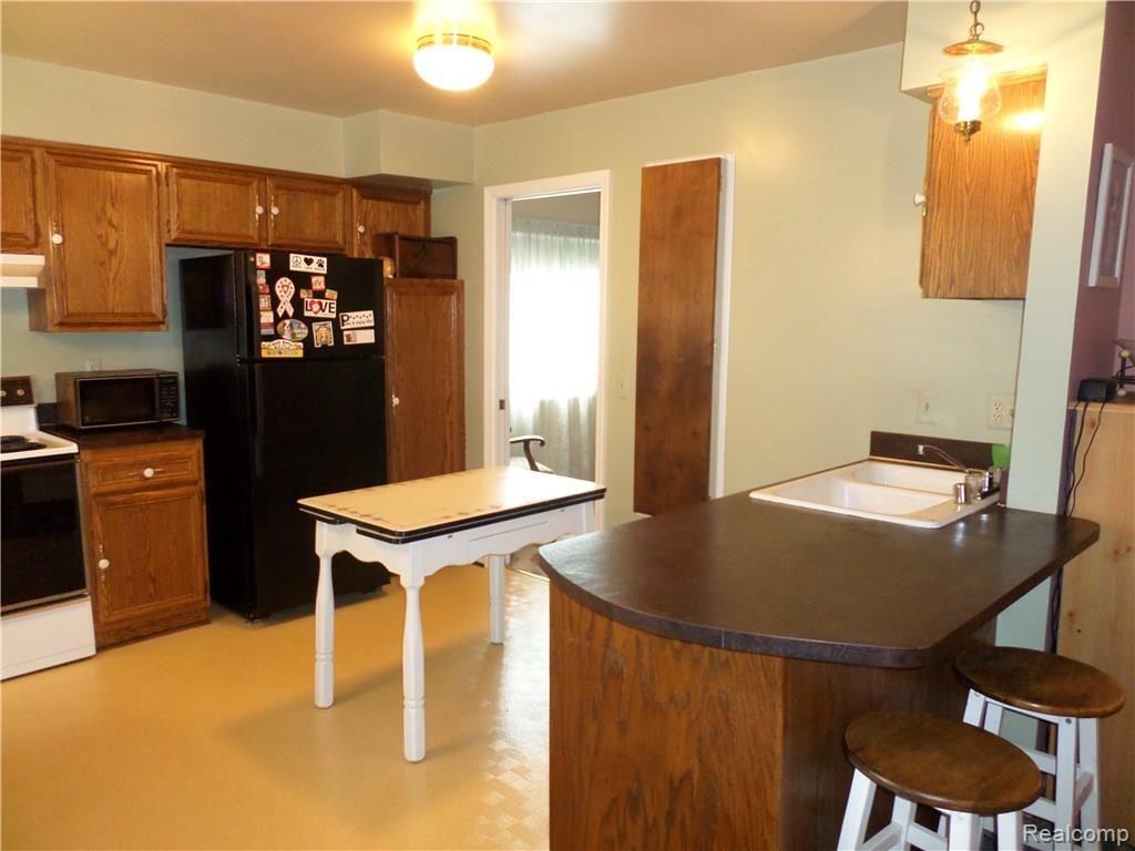 38146 Westchester Road Sterling Heights, MI 48310 - Photo 18 of 54 Kitchen4.JPG