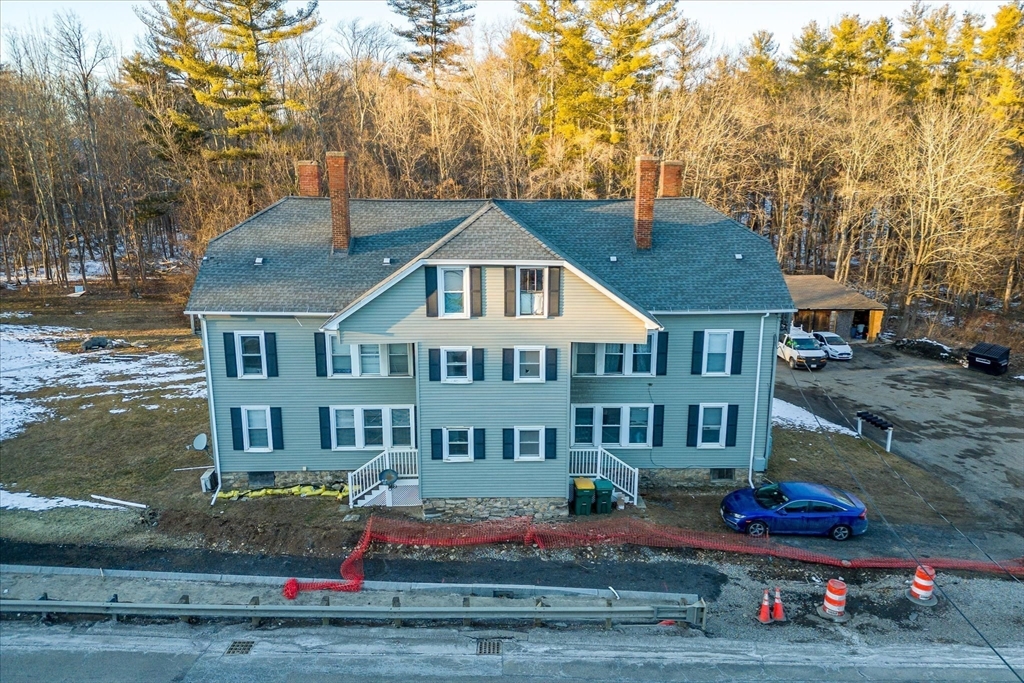 40 Sturbridge Road Charlton, MA 01507 - Photo 4 of 21 a front view of a house with entertaining space
