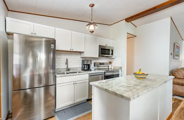 $219,900 | 255 Robbins Avenue, Roscommon, MI 48653